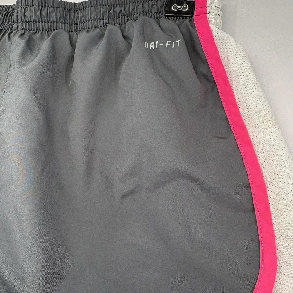 Nike Dri Fit Tempo Running Shorts Womens Size Large (?) Gray & Pink Lined